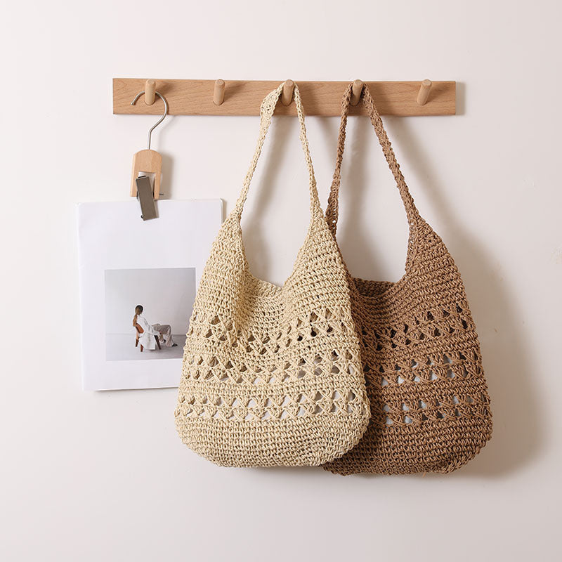 Crocheted shoulder bag with decorative openwork pattern Skanto