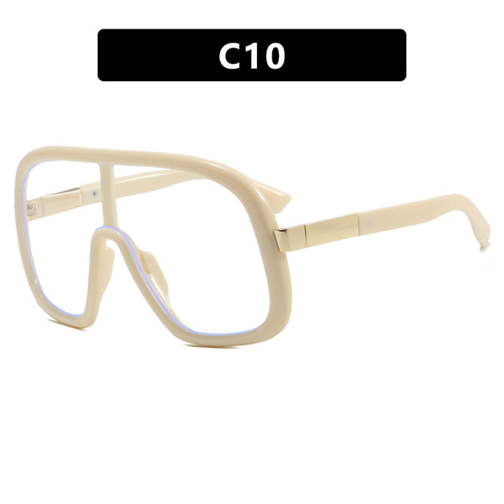Women's oversized sunglasses in elegant retro design Skanto