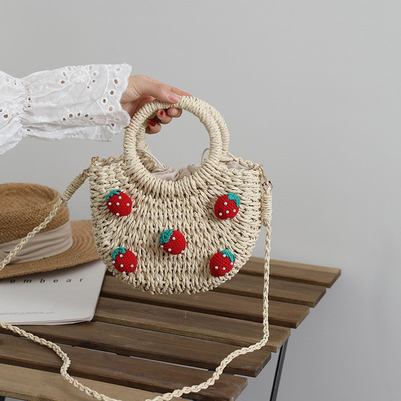 Straw Bag with Happy Strawberry Motif Skanto