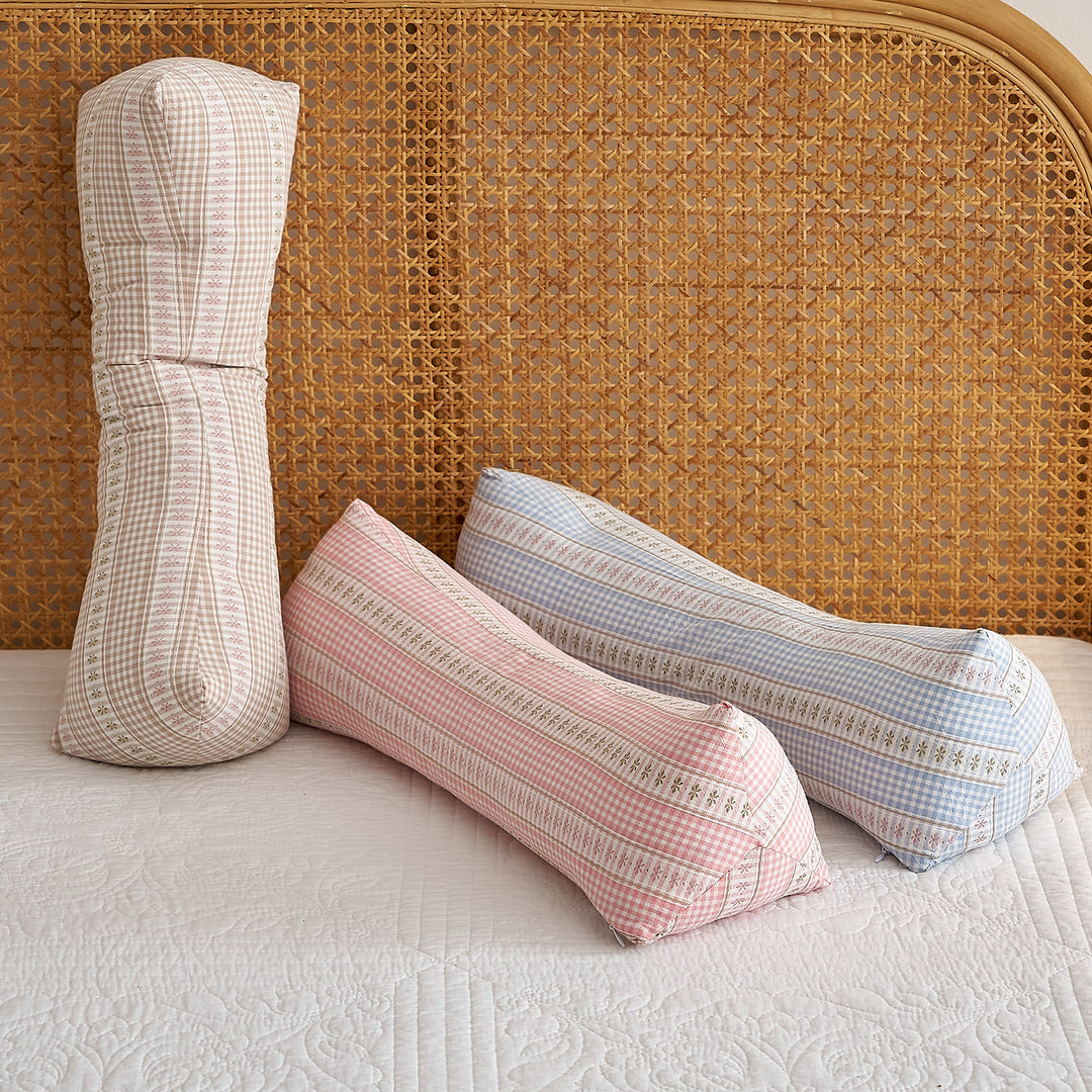 Nakkestøttepute med elegant stripemønster Skanto