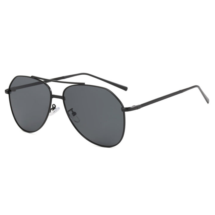 Dame trendy aviator solbriller med subtil fargegradient Skanto