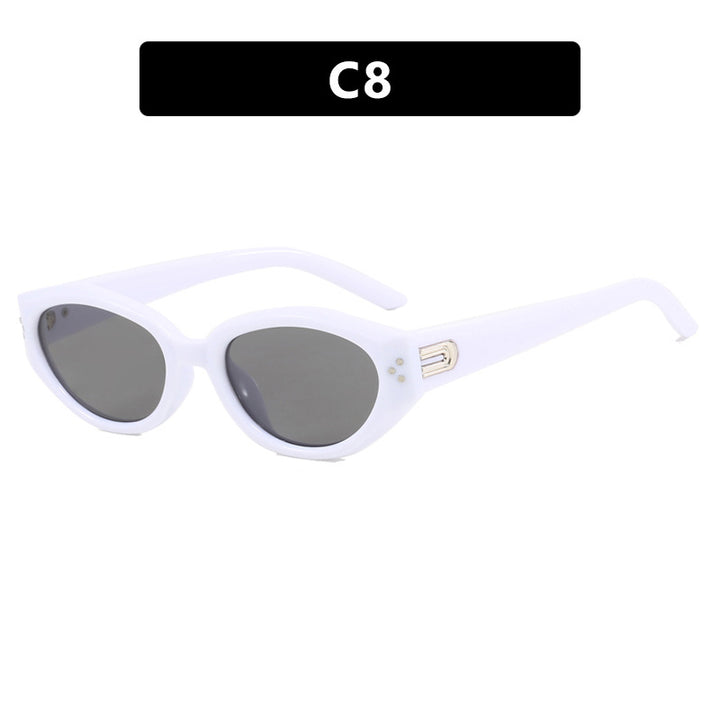 Women's Cat-Eye Sunglasses with Accentuated Transparent Frame and UV Protection Skanto
