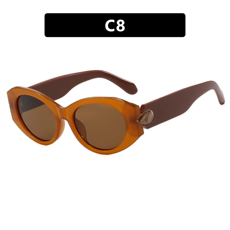 Dame elegant solbrille med stilige konturer Skanto