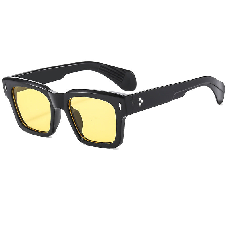 Dame kvadratisk solbrille med luksuriøs ramme og beskyttende UV-filter Skanto