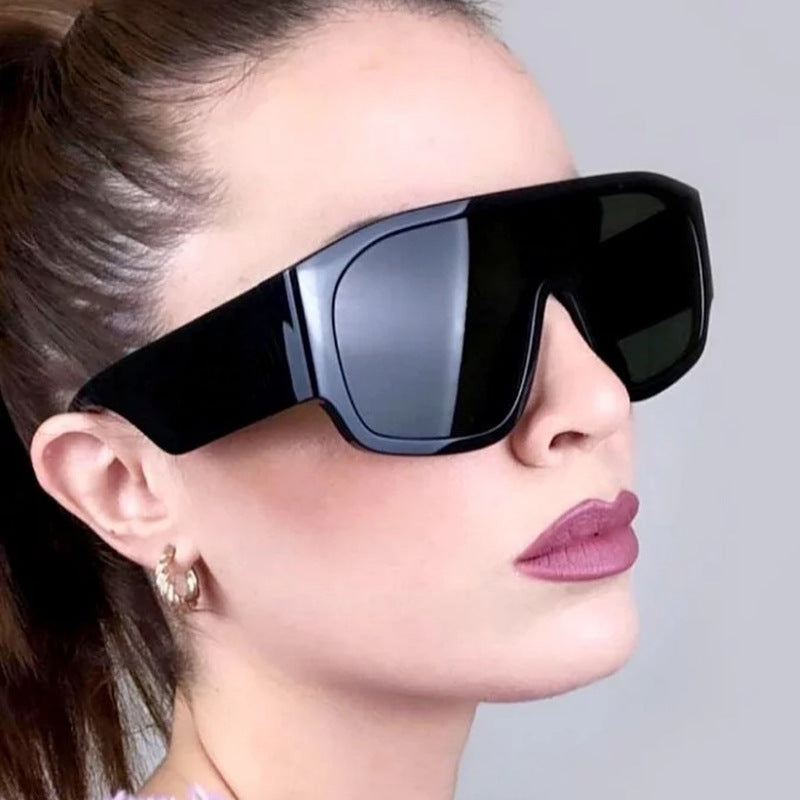 Women's Fashion Oversized Sunglasses with Unique Design Skanto