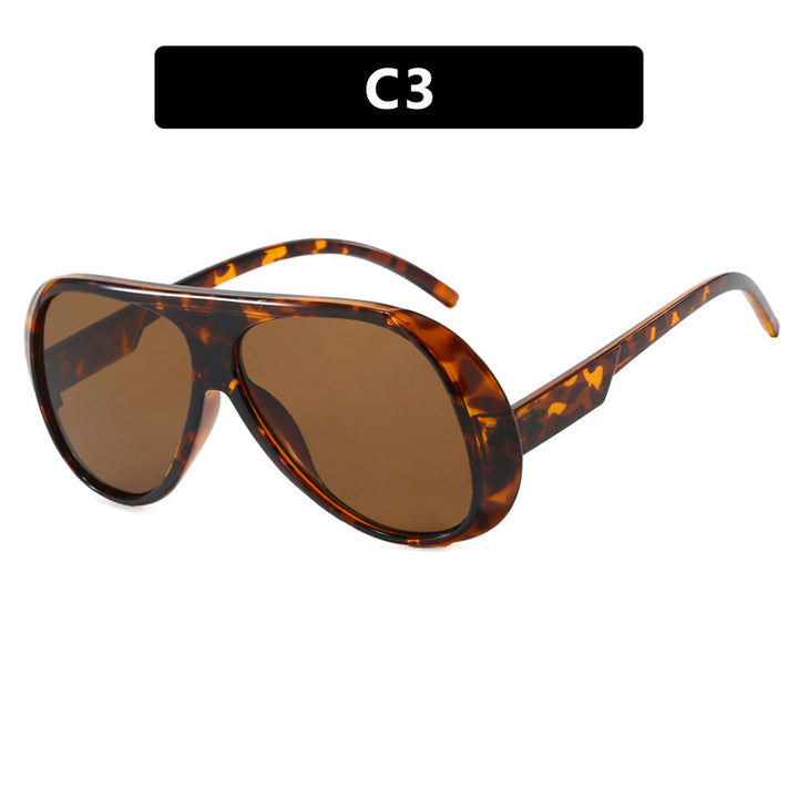 Women's sporty sunglasses in futuristic design Skanto