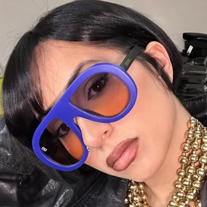 Women's oversized sunglasses in futuristic design Skanto