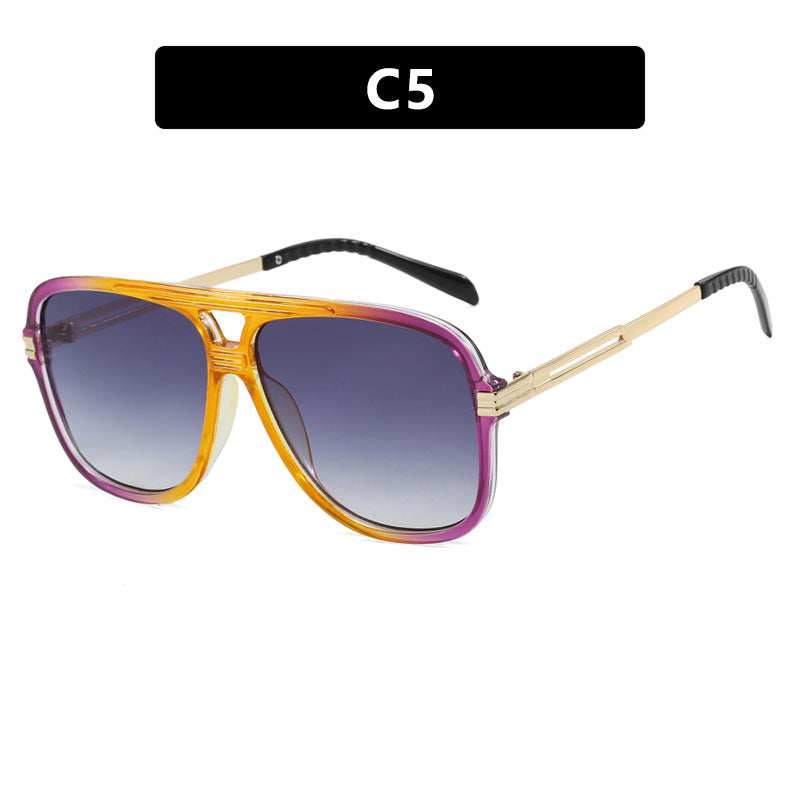 Women's oversized fashionable sunglasses with a robust and elegant design Skanto