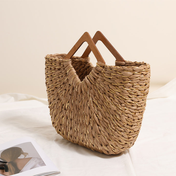 Handmade portable basket bag with wooden handle Skanto