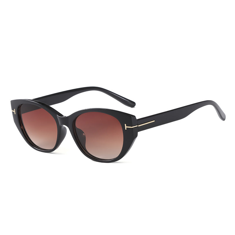 Women's Cat-Eye Sunglasses with Elegant Frame and Protective UV Filter Skanto