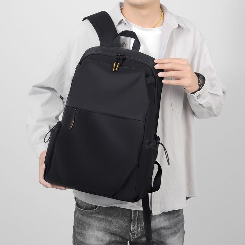 Urban ryggsekk med flere rom Skanto