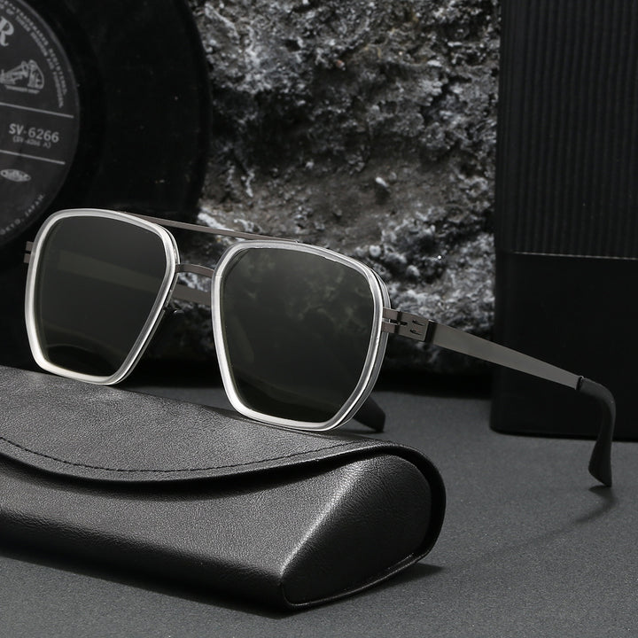 Damer moderne oversized firkantet solbrille Skanto