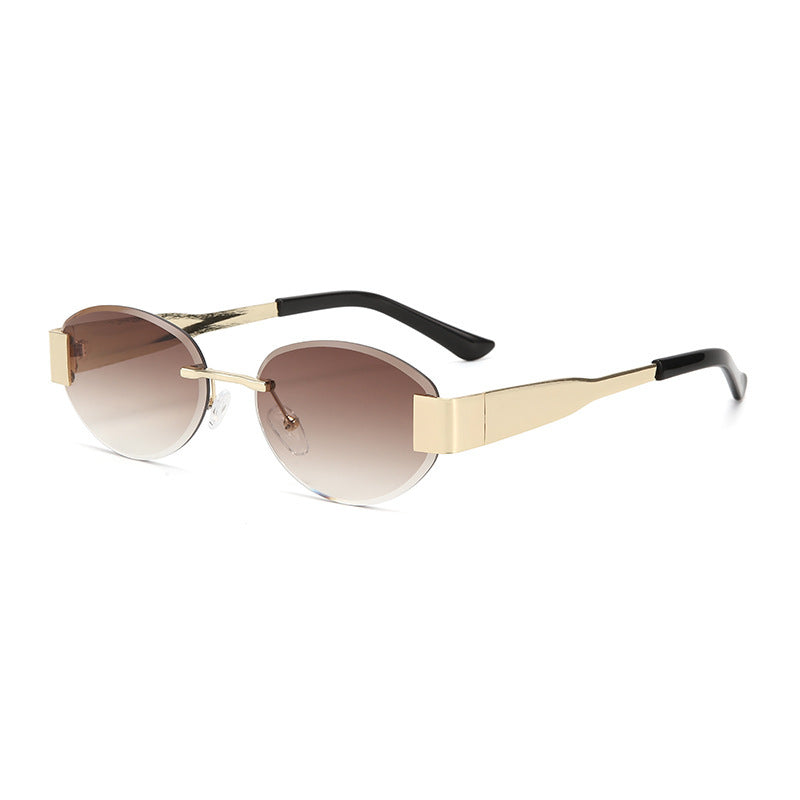 Women's glamorous sunglasses with clear, elegant frame and protective UV filter Skanto