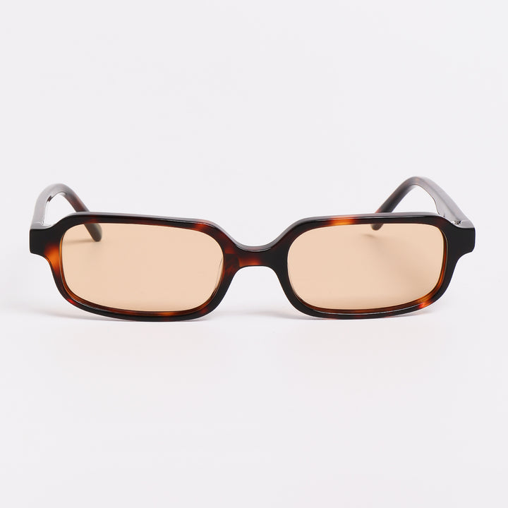 Dame solbrille i moderne, kantete design med høyt utviklede UV-beskyttelseslinser Skanto