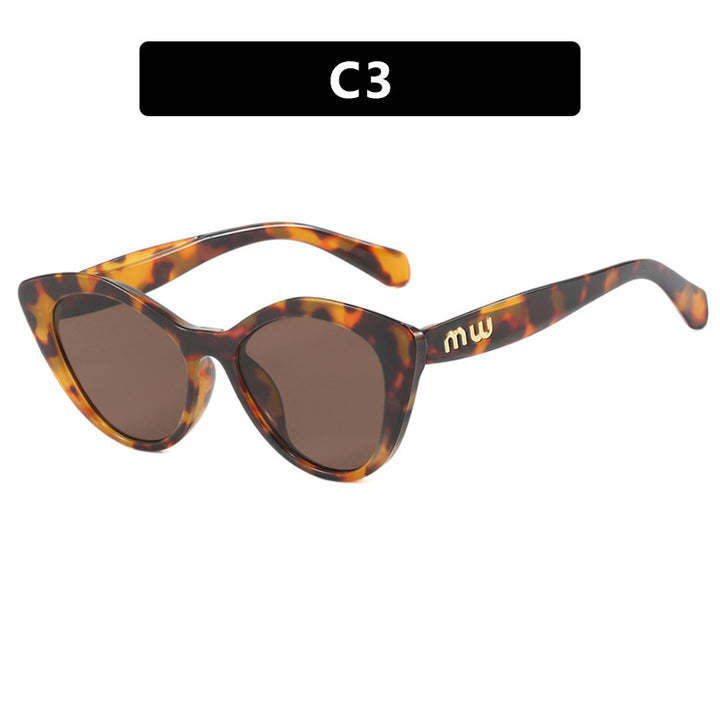 Women's Elegant Cat-Eye Sunglasses with Luxurious High-Quality Frame Skanto