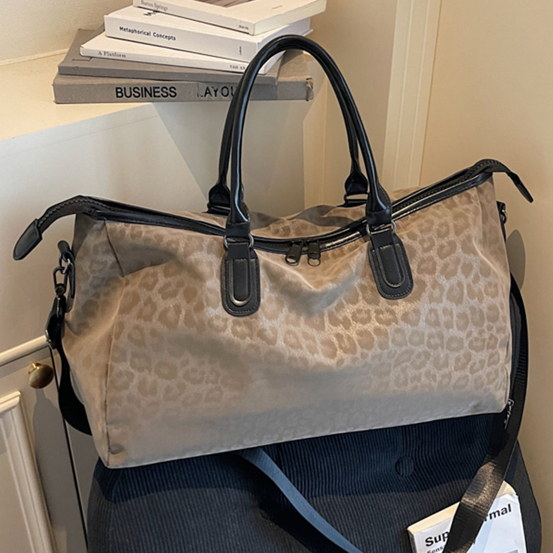 Elegant Reisetasche med Innovativt Leopardmønster Skanto