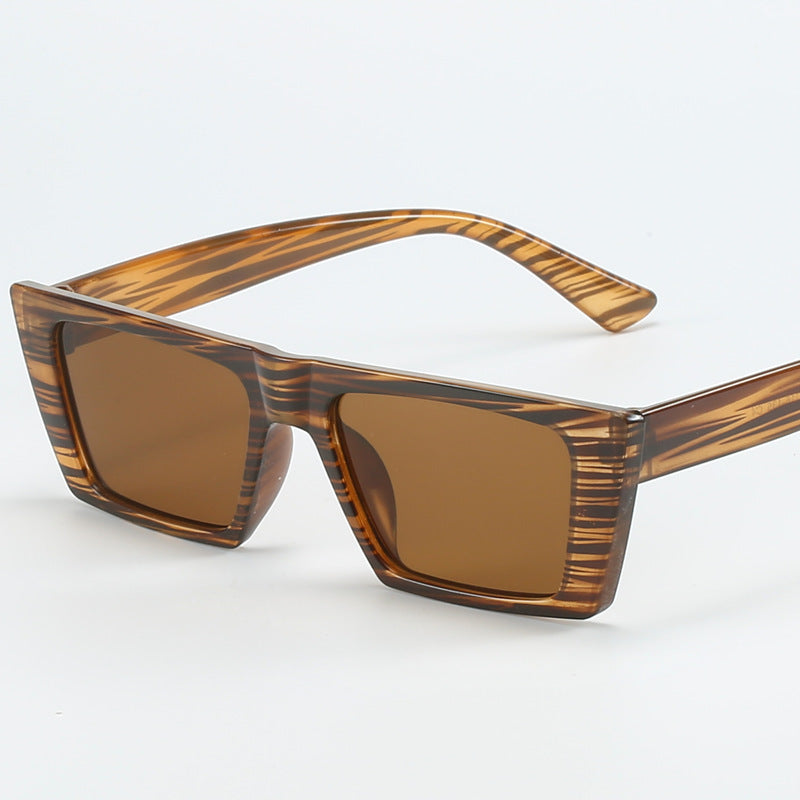Dame geometrisk solbrille med trendy, firkantet ramme Skanto