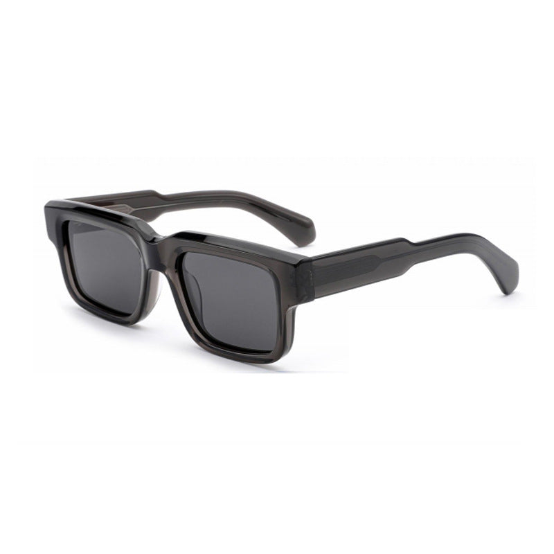 Dame kvadratisk solbrille med komfortabel, robust ramme Skanto