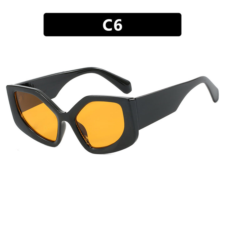 Women's eye-catching oversized sunglasses with fashionable color gradient Skanto