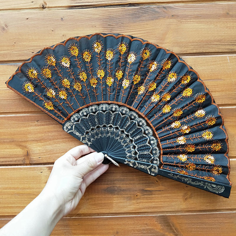 Damer håndlaget vifte med edle broderier Skanto