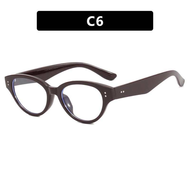 Women's stylish Cat-Eye glasses with elegant plastic frame Skanto