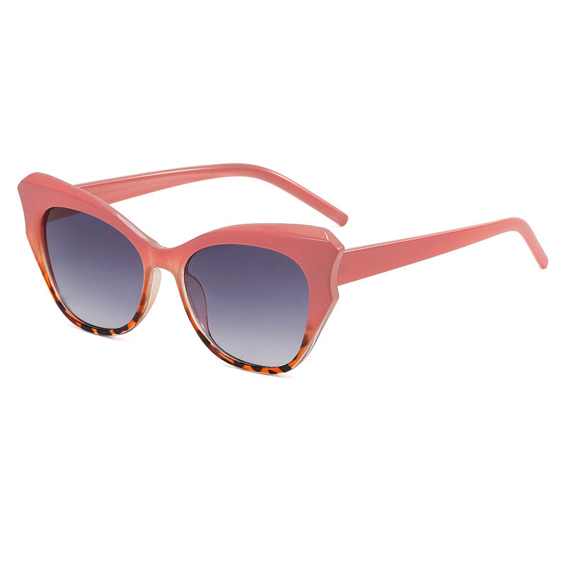 Dame Cat-Eye Solbrille med stilfullt design Skanto