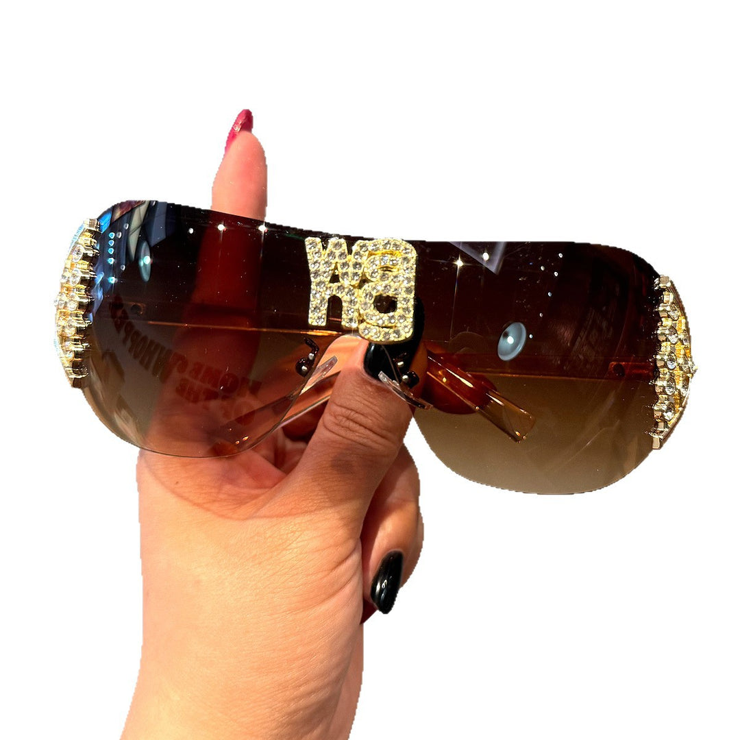 Damen modische Oversized-solsjulp med strass-applikasjoner Skanto