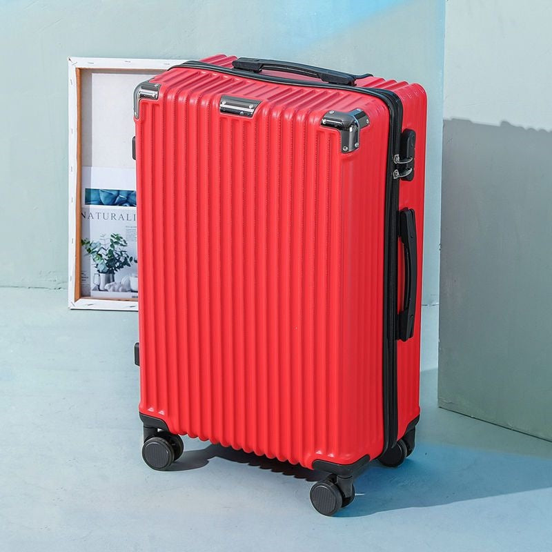 Hardshel suitcase with robust wheel system Skanto