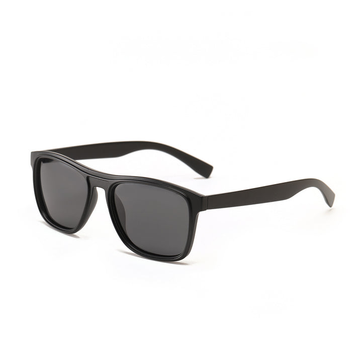 Dame moteriktig solbrille med ergonomisk design Skanto