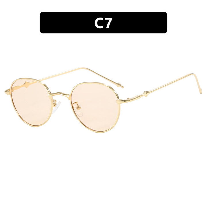 Women's elegant sunglasses in modern oval design Skanto
