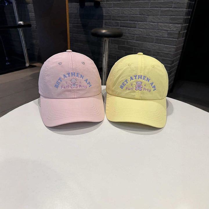 Kvinne Lekende Brodert Caps Skanto