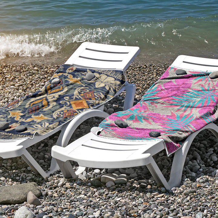 Strandhåndkle i hudvennlig mikrofiber med kreativ mønstermiks Skanto