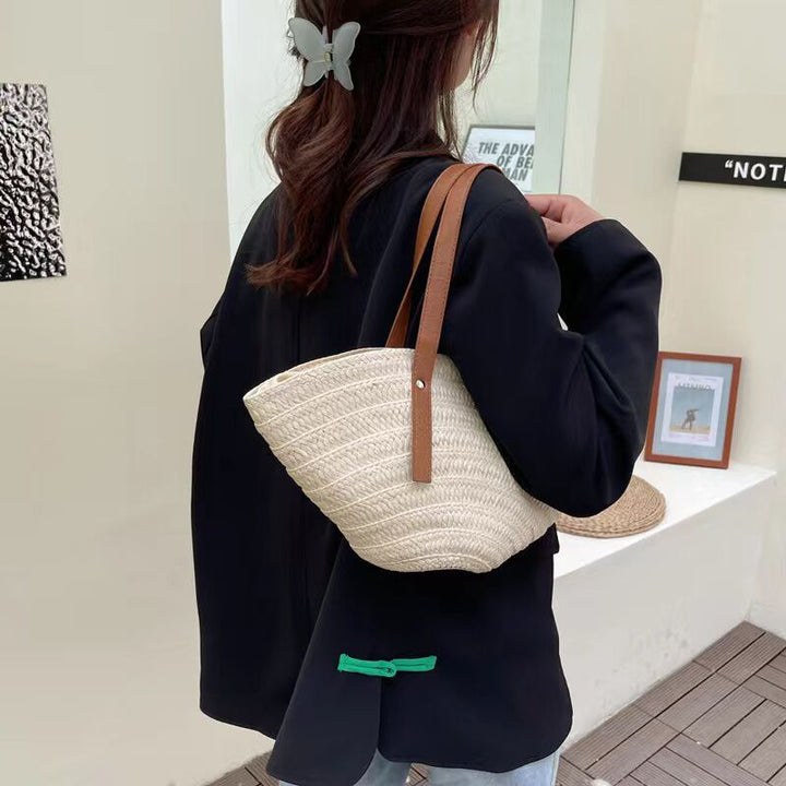 Flexible and stylish basket bag Skanto