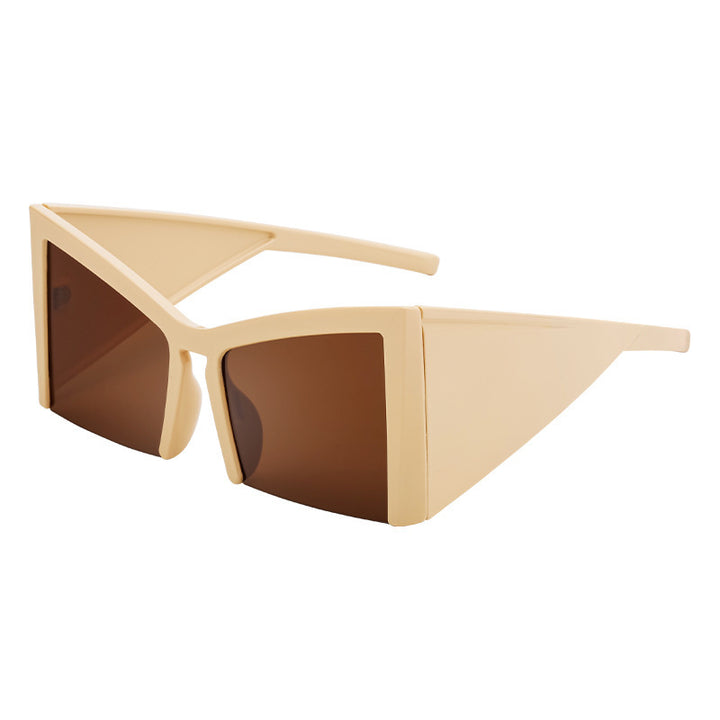 Dame futuristisk solbrille med markant vinkelramme Skanto