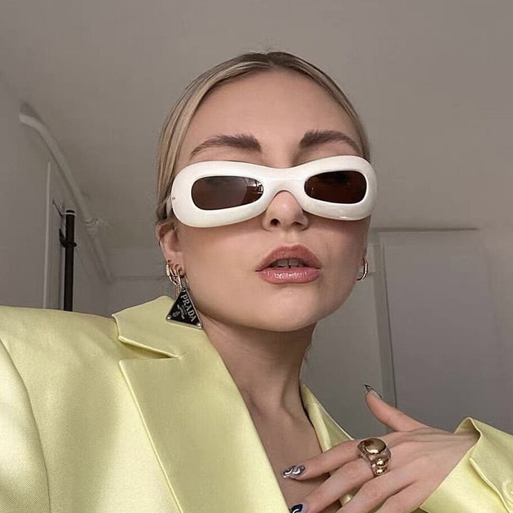 Women's retro-inspired sunglasses with stylish frame and UV protection Skanto