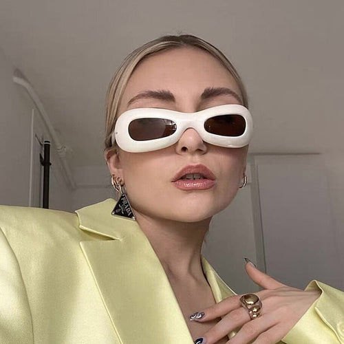 Women's retro-inspired sunglasses with stylish frame and UV protection Skanto