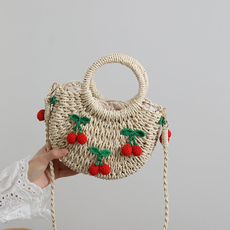 Straw Bag with Happy Strawberry Motif Skanto