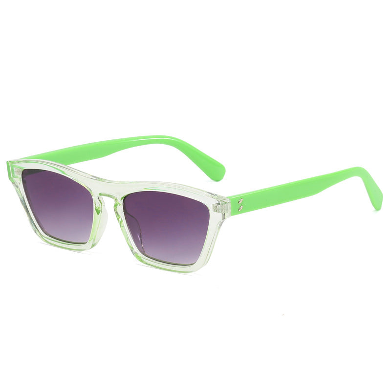 Dame chic solbriller i trendy geometrisk design Skanto