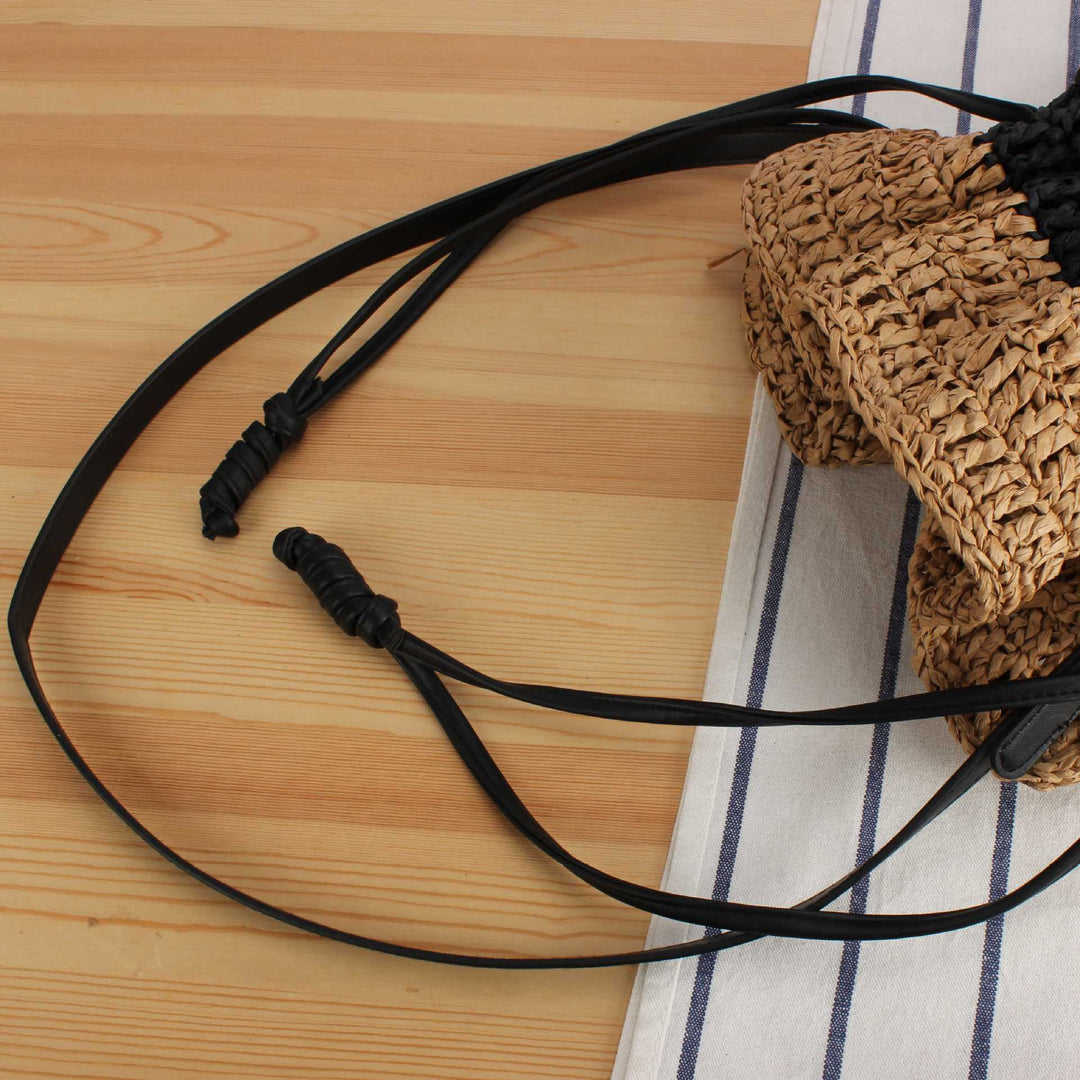 Handbag made of handmade natural fiber blend with modern drawstring closure Skanto