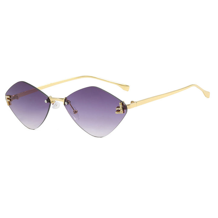 Women's geometric sunglasses in extravagant design with gradient lenses Skanto