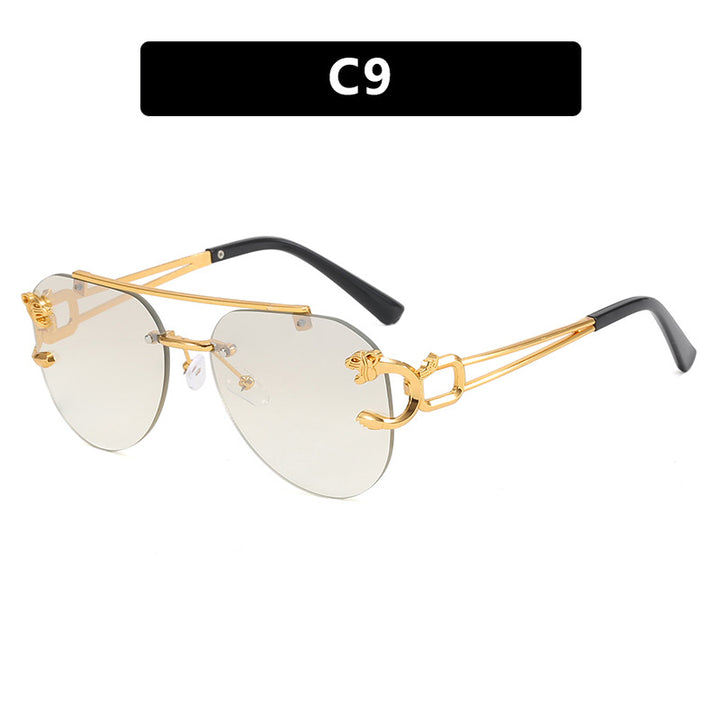 Women's unusual round sunglasses with decorative details Skanto