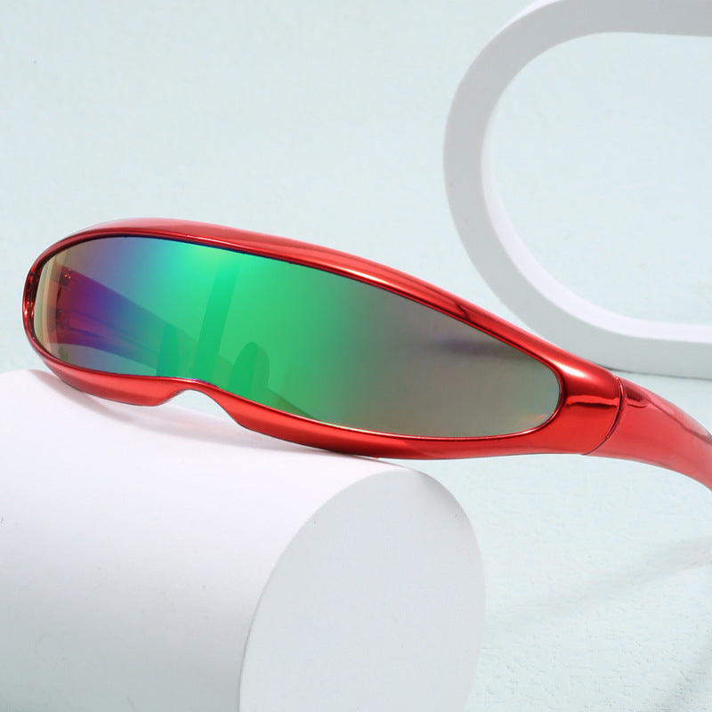 Damer Sporty solbriller med ergonomisk design og speilvendte linser Skanto