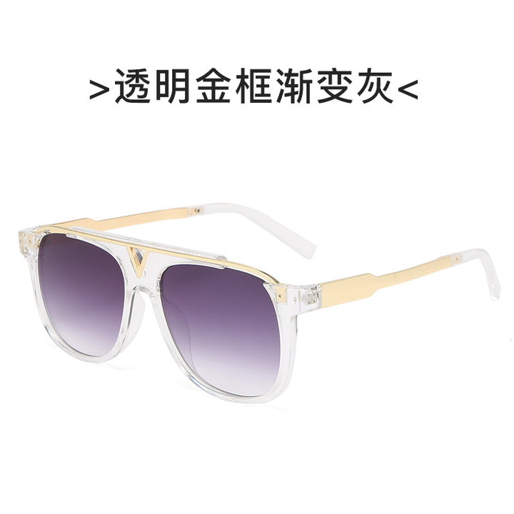 Damer elegant oversized solbriller med stilfull transparent ramme Skanto