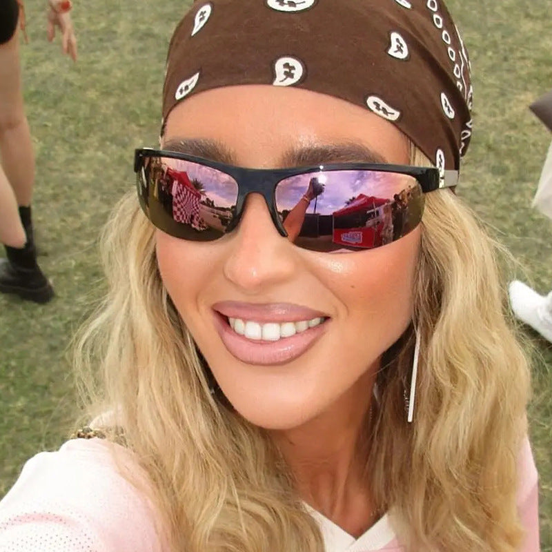 Women's fashion sunglasses with polarized lenses and stylish frame Skanto