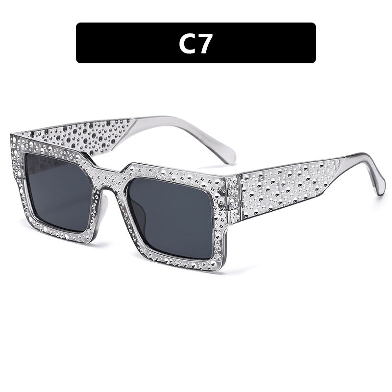 Women's extravagant sunglasses with sparkling accent Skanto