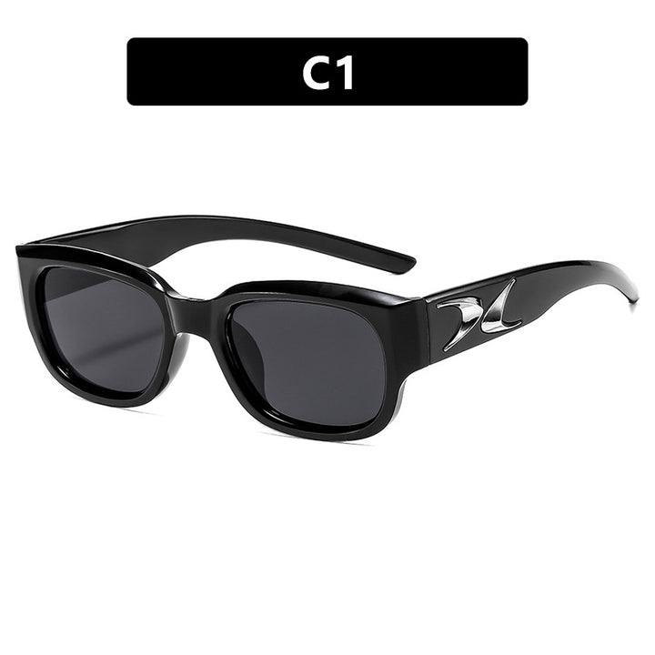 Women's sunglasses in bold retro design with stylish accents Skanto