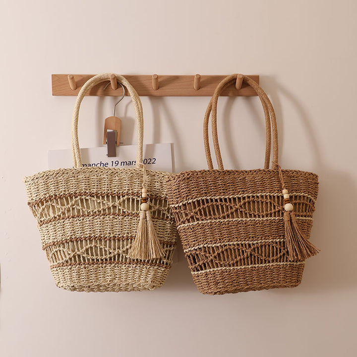 Handmade Straw Tote Bag with Decorative Tassel Detail Skanto