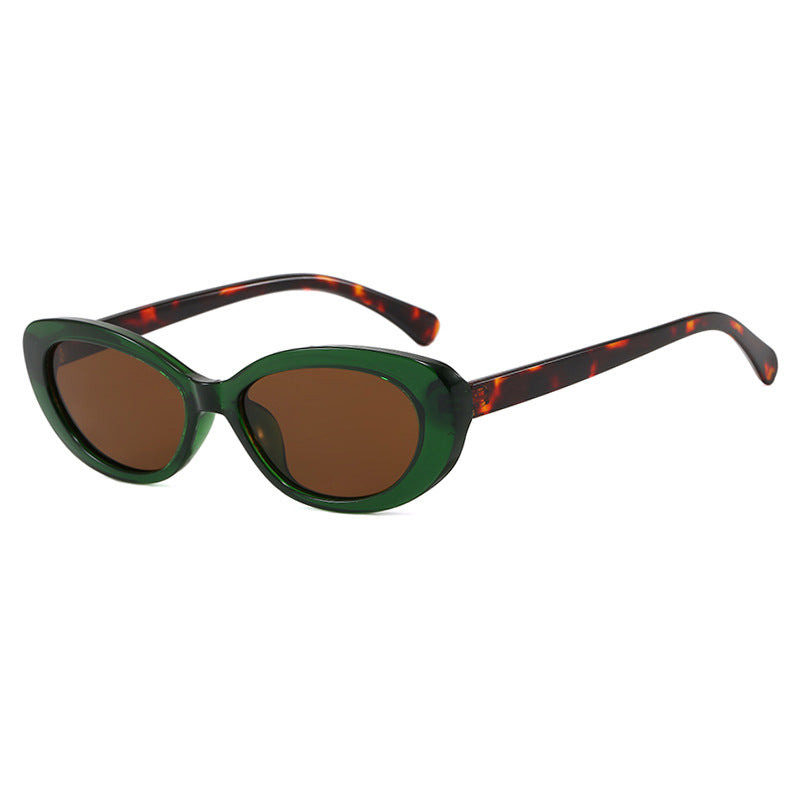 Women's Fashion Cat-Eye Sunglasses with UV Protection and Elegant Frame Skanto