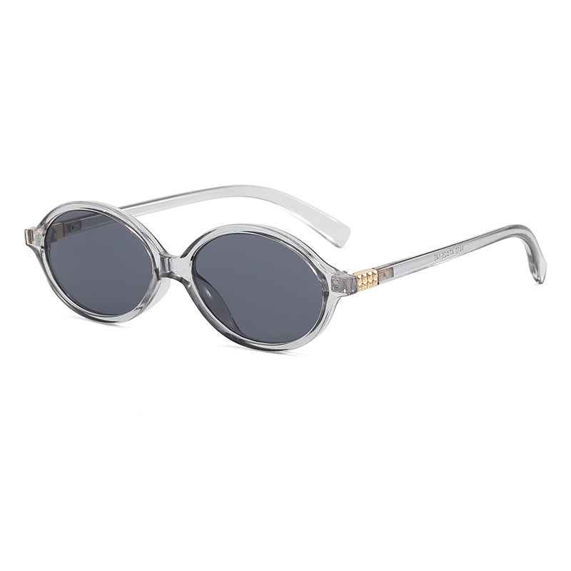 Dame elegante moteriktig lesebrille med uvanlig design Skanto