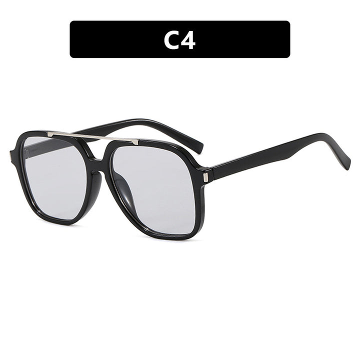 Dame kvadratisk solbrille med beskyttende UV-filter og elegant ramme Skanto